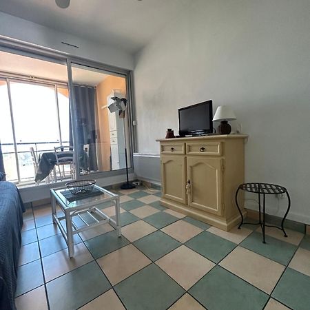 Studio Vue Mer Situe A Cote De La Plage Quartier Des Quilles Sète Eksteriør bilde